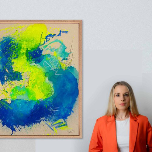 OCEANS - ein abstrakt gemaltes Leinwandbild in 60c80 cm Größe. Strahlend blau, kräftiges türkis und ein starkes neongelb auf naturfarbenem Malgrund.