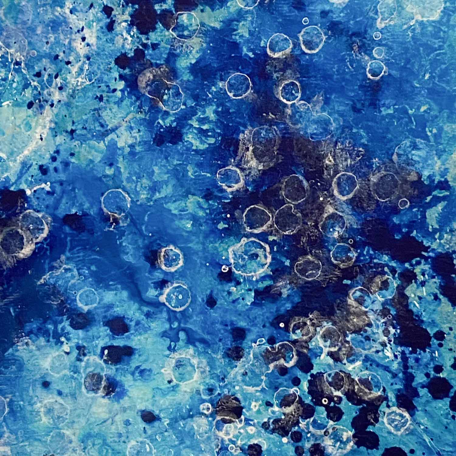Abstraktes Leinwandbild „Wait For Me“ von Sophie Friederichs im Format 50 x 70 cm. Handgemaltes Originalgemälde mit vielschichtigen Strukturen, modernen Farbakzenten und Mixed-Media-Technik.