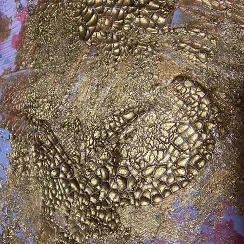 NULLVIERNULL - ein abstrakt gemaltes Bild einer historischen Stadtkarte von Hamburg. Farbwelt: gold, Pink, Blau, Türkis. Künstlerin: Sophie Friederichs. März 2025.