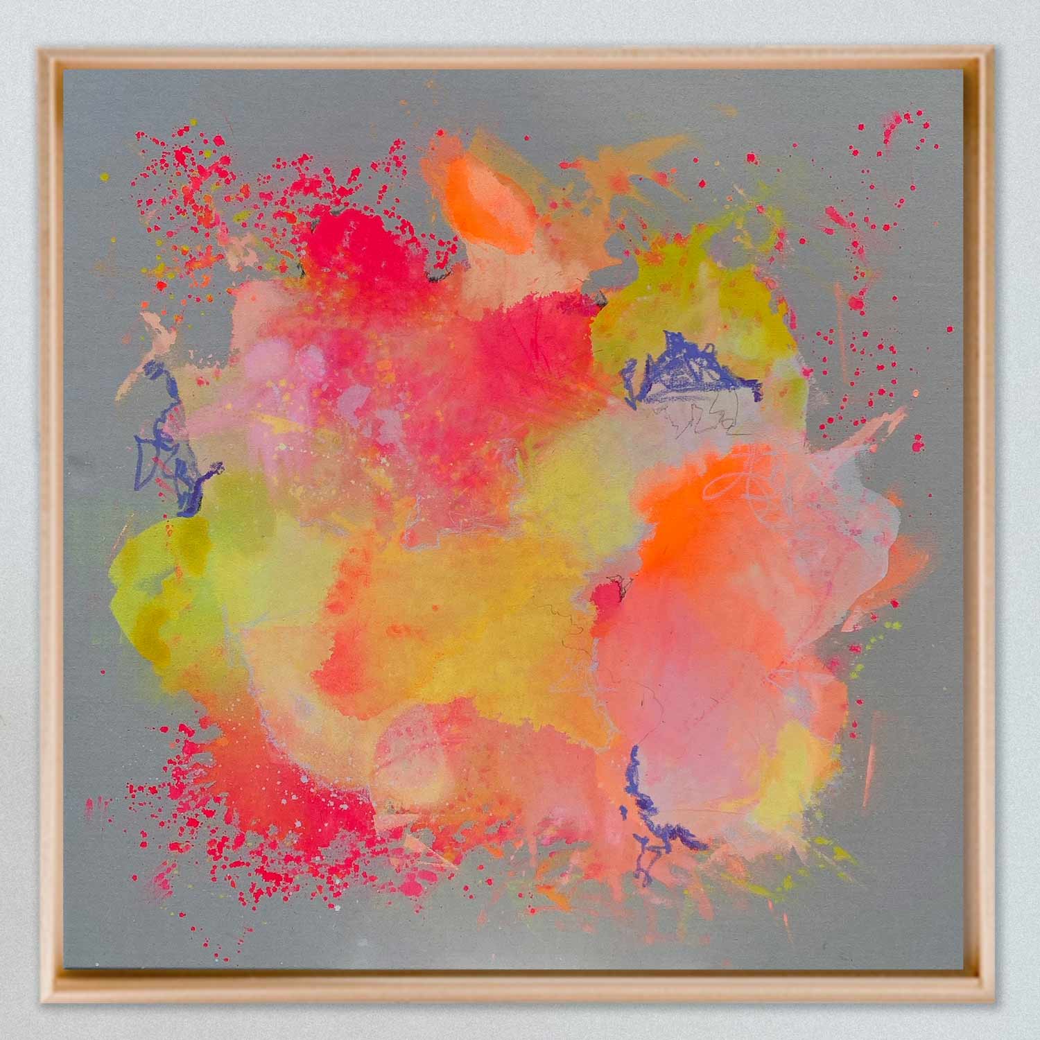 LOSE IT - ein abstraktes Kunstwerk von Sophie Friederichs in 100x100 cm. Die Farbwelt geht von Neonpink über Gelbtönen bis hin zu Orange, Zartrosa und lila Akzenten.