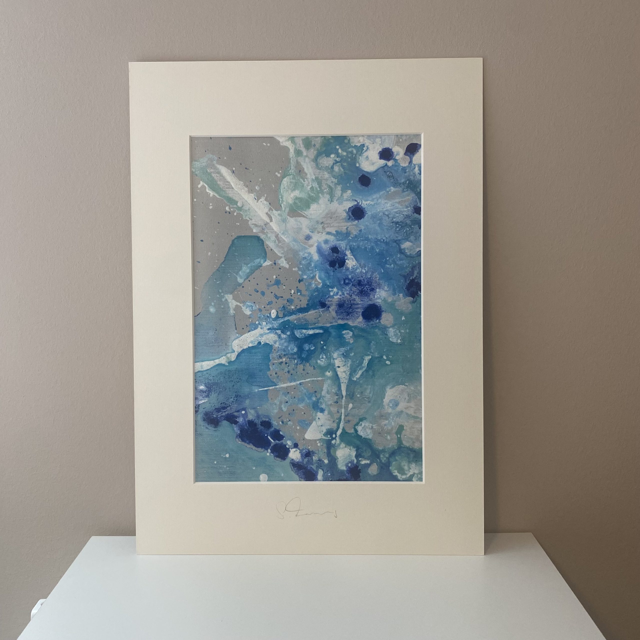 Mini Painting Serie VARADERO von Sophie Friederichs. Eine abstrakte Farbexplosion in türkis, blau und grau