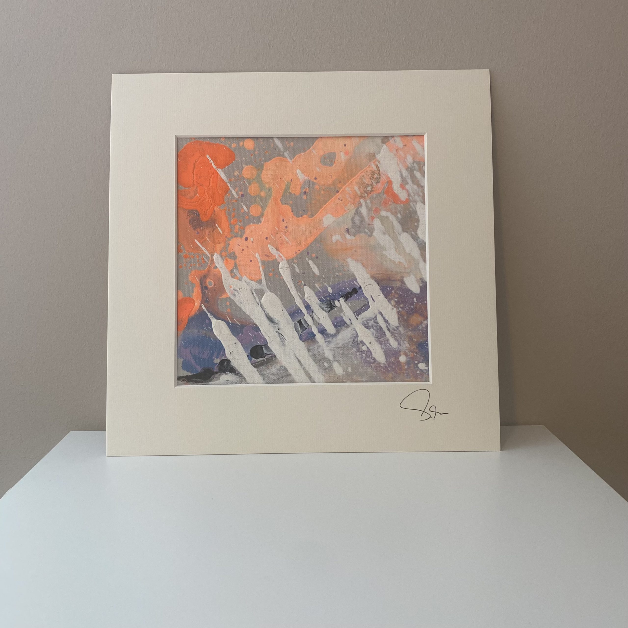 SUNSET - eine abstrakt gemalte Mini Serie von Sophie Friederichs. Farbwelt v on Orange über Peach bis hin zu lila und blau. 