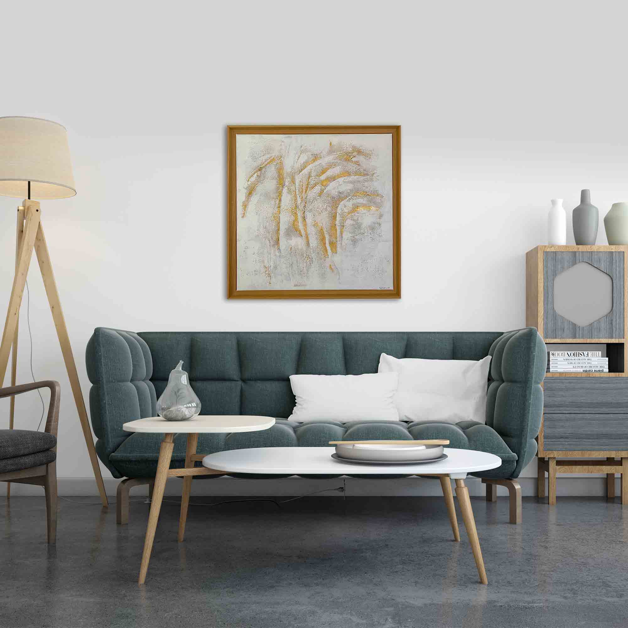 Gerahmtes abstraktes Gemälde „CLOUD 1“ von Sophie Friederichs im Format 70 × 70 cm mit Weiß-, Grau- und Goldtönen, strukturierter Oberfläche und modernem Schattenfugenrahmen aus Holz.
