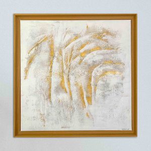 Gerahmtes abstraktes Gemälde „CLOUD 1“ von Sophie Friederichs im Format 70 × 70 cm mit Weiß-, Grau- und Goldtönen, strukturierter Oberfläche und modernem Schattenfugenrahmen aus Holz.