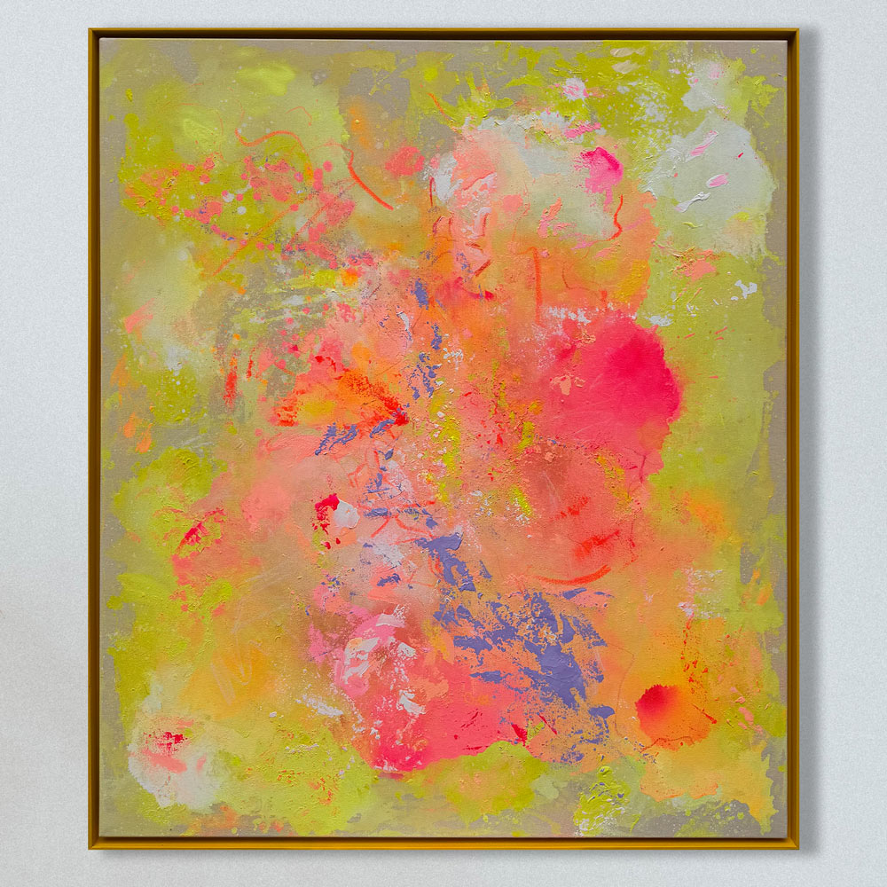 Abstraktes Acrylgemälde „LULU“ auf Naturleinwand, 120 × 100 cm, mit leuchtenden Farbflächen in Pink, Koralle, Orange, Limettengrün und Blau, eingefasst in einen schmalen gelben Holzrahmen.